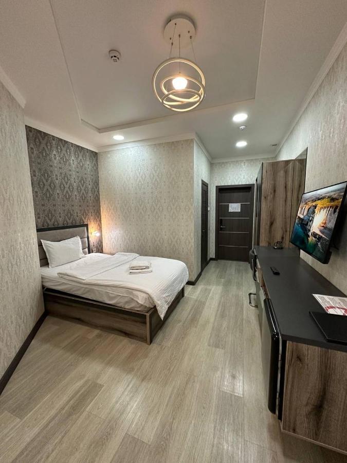 Vip Hotel Tasjkent Exteriör bild