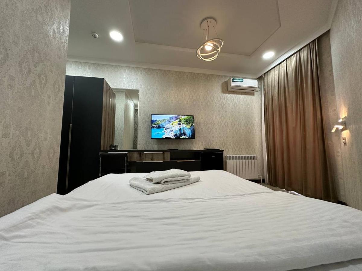 Vip Hotel Tasjkent Exteriör bild