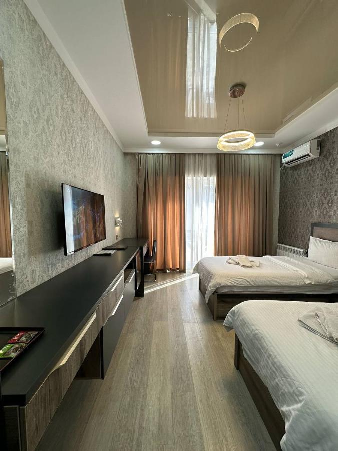 Vip Hotel Tasjkent Exteriör bild