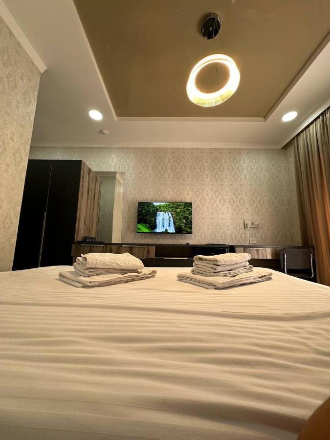Vip Hotel Tasjkent Exteriör bild