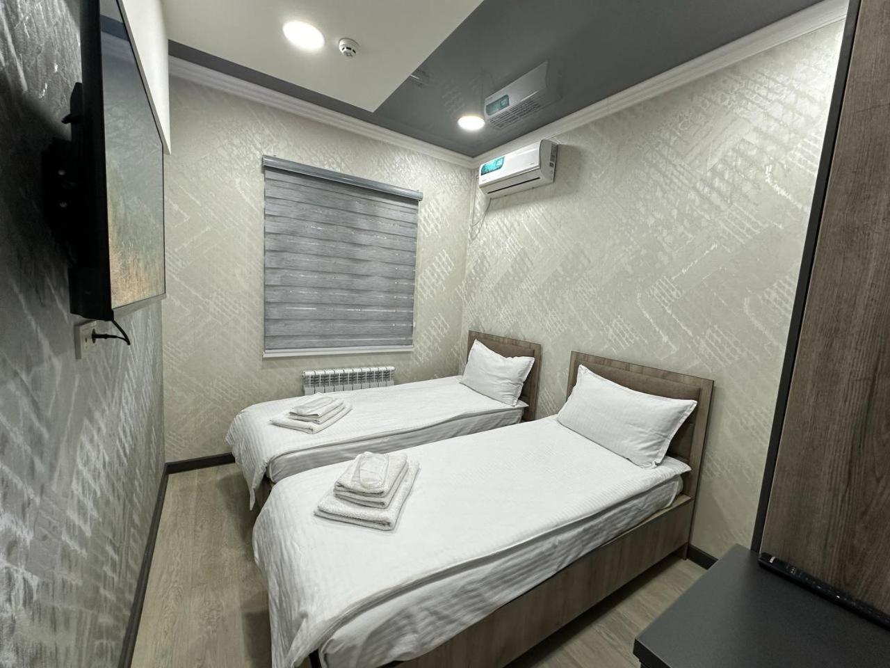 Vip Hotel Tasjkent Exteriör bild