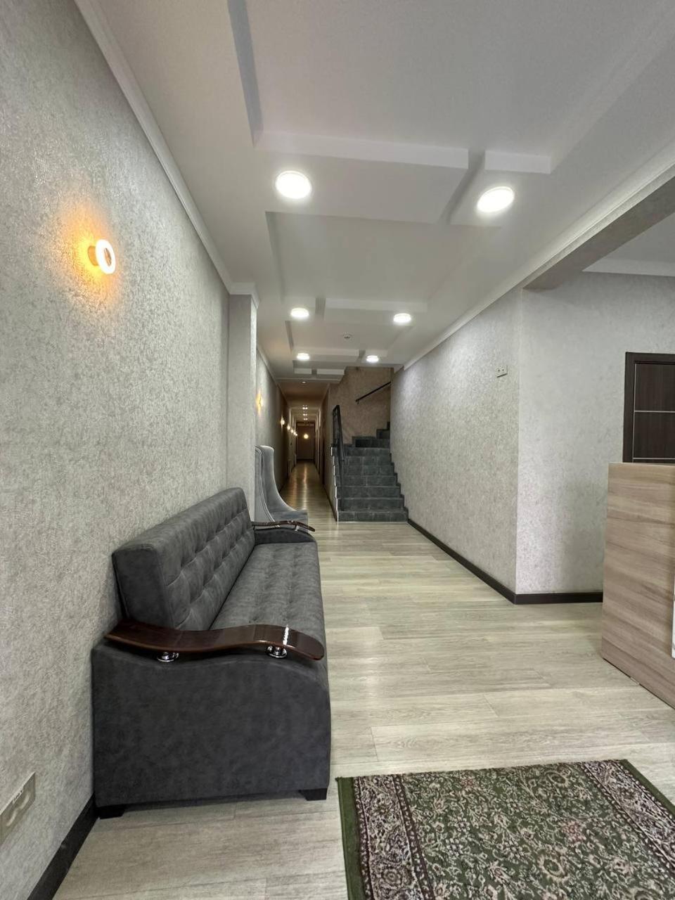 Vip Hotel Tasjkent Exteriör bild